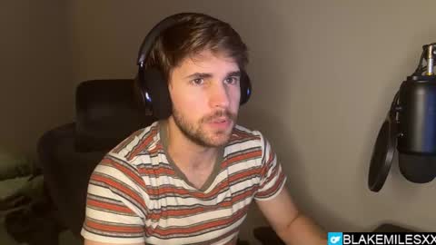 Snapshot of blakemiles2 chatting on 10-19-25, 02:23 Blake Miles online show from 10-19-25, 02:23