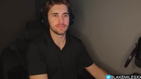 Snapshot of blakemiles2 chatting on 11-05-25, 03:50 Blake Miles online show from 11-05-25, 03:50