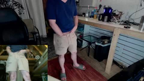 Snapshot of blakenextdoor chatting on 04-24-26, 01:41 Blake Jonson online show from 04-24-26, 01:41