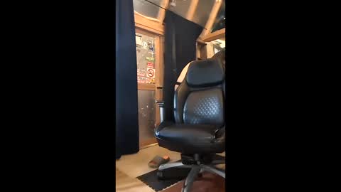 Snapshot of blakenextdoor chatting on 05-15-26, 06:04 Blake Jonson online show from 05-15-26, 06:04