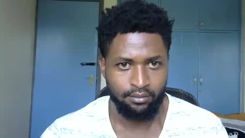 Snapshot of blakmoufaka chatting on 09-18-25, 05:31 blakmoufaka online show from 09-18-25, 05:31