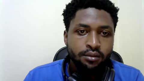 Snapshot of blakmoufaka chatting on 11-19-25, 04:40 blakmoufaka online show from 11-19-25, 04:40