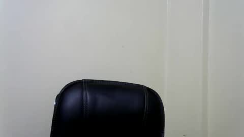 Snapshot of blakmoufaka chatting on 11-21-25, 02:43 blakmoufaka online show from 11-21-25, 02:43