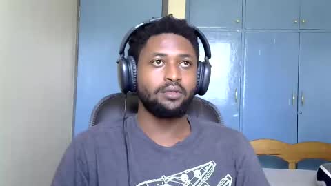 Snapshot of blakmoufaka chatting on 11-28-25, 07:11 blakmoufaka online show from 11-28-25, 07:11