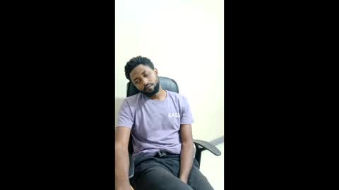 Snapshot of blakmoufaka chatting on 12-04-25, 06:49 blakmoufaka online show from 12-04-25, 06:49