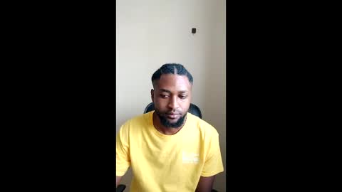 Snapshot of blakmoufaka chatting on 12-14-25, 05:02 blakmoufaka online show from 12-14-25, 05:02