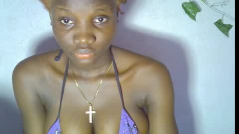 nikky00 online show from 02-12-26, 08:31