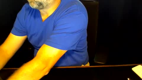 Snapshot of blaxxxima chatting on 09-26-25, 01:15 blaxxxima online show from 09-26-25, 01:15