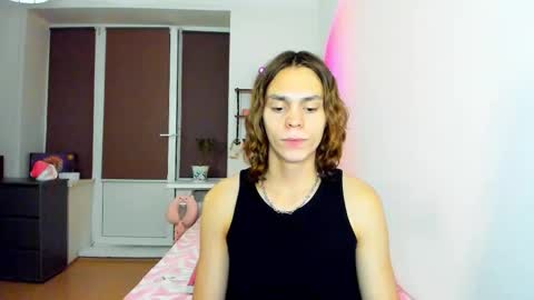 Snapshot of blazet0ne chatting on 10-03-25, 03:42 David online show from 10-03-25, 03:42