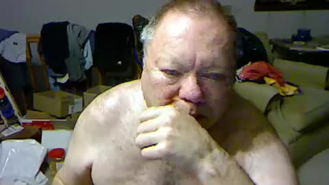 Snapshot of blemon32 chatting on 01-01-25, 12:55 Bob online show from 01-01-25, 12:55