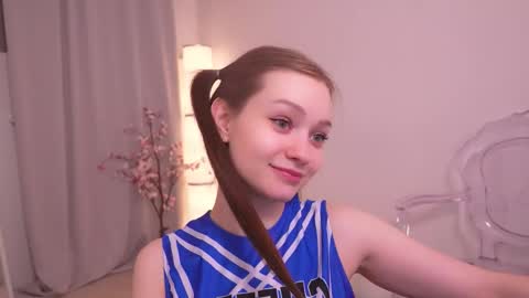 Snapshot of bless_sheila chatting on 11-25-25, 06:30 SHEILA online show from 11-25-25, 06:30