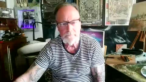 blindsurfer780299 online show from 04-30-26, 02:34