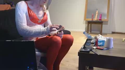 Snapshot of blingas666 chatting on 09-15-25, 05:13 xd cumslut online show from 09-15-25, 05:13