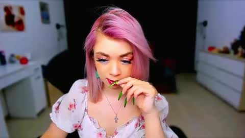 Nicole online show from 01-15-25, 10:49