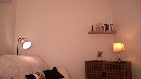 Scarlett NEXT LIVE  5AM gmt online show from 11-15-25, 04:10