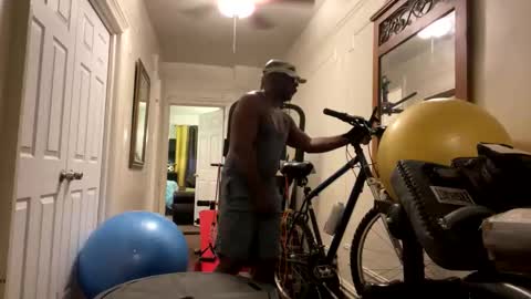 blkbiguncut10462 online show from 03-07-25, 09:27