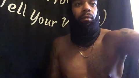 Snapshot of blksurfher chatting on 12-28-24, 03:37 blksurfher online show from 12-28-24, 03:37