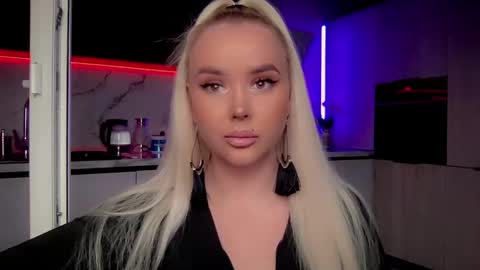 Lana online show from 12-26-24, 04:21