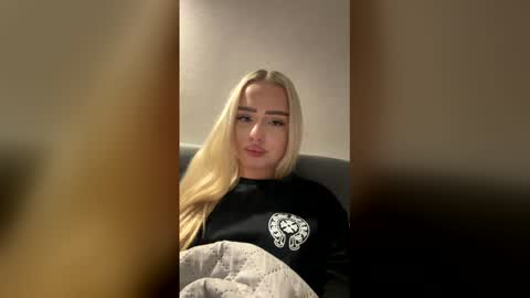 blonde8888 online show from 05-27-26, 08:06