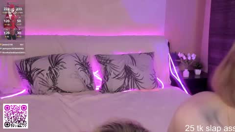 Snapshot of blonde_lotos chatting on 03-10-25, 11:21 Kate and Mary online show from 03-10-25, 11:21