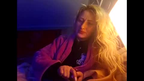 Gia  online show from 01-24-25, 08:02