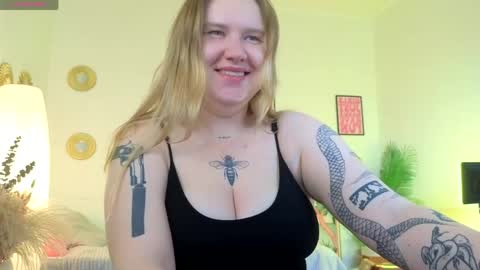 Mommy online show from 06-04-26, 07:36