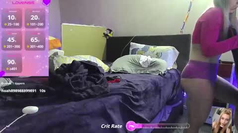 Snapshot of blondiebubblebooty chatting on 09-27-25, 02:05 Bubbles online show from 09-27-25, 02:05