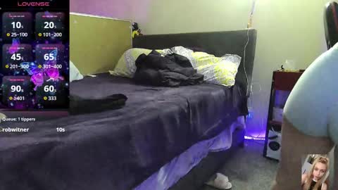 Bubbles online show from 02-07-26, 04:49