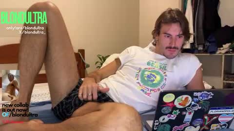 Snapshot of blondultra chatting on 06-15-26, 06:32 blondultra online show from 06-15-26, 06:32