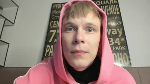 Snapshot of blondvibe chatting on 04-26-26, 08:50 Alik online show from 04-26-26, 08:50