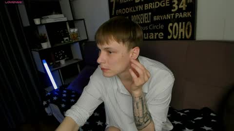 Snapshot of blondvibe chatting on 05-15-26, 09:22 Alik online show from 05-15-26, 09:22