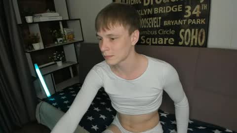 Snapshot of blondvibe chatting on 05-19-26, 09:21 Alik online show from 05-19-26, 09:21