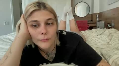 Ella online show from 07-11-26, 10:07