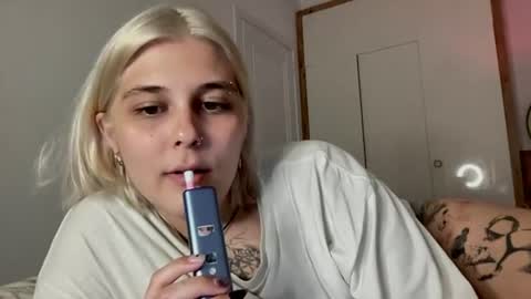 Ella online show from 07-14-26, 06:24