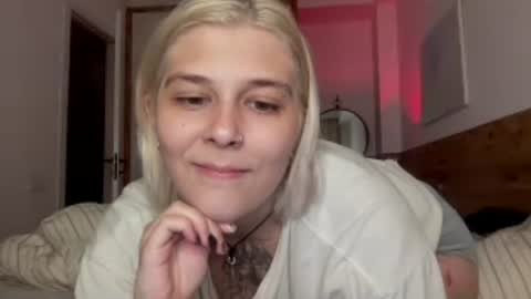 Ella online show from 07-20-26, 06:10