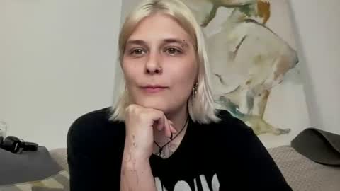 Ella online show from 07-23-26, 05:44