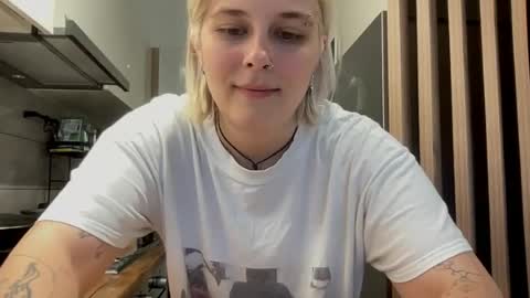 Ella online show from 07-28-26, 12:48