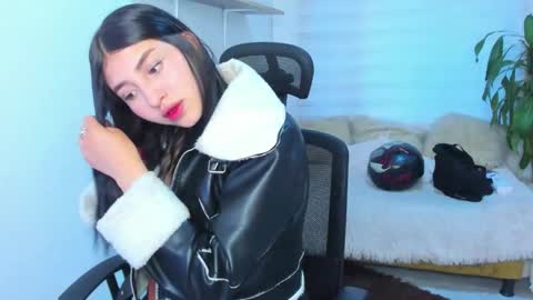 Snapshot of bloom_flower1 chatting on 12-03-25, 11:30 bloom_flower1 online show from 12-03-25, 11:30