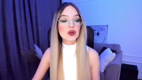 Sophia online show from 02-09-25, 08:02