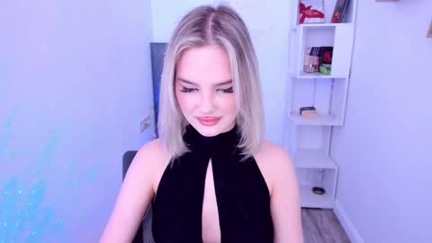 Sophia online show from 03-04-25, 01:55