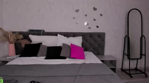 Snapshot of blossom_sonya chatting on 11-23-25, 01:16 Sonya GTM2 TuWeThFrSaSu 0900am-1500pm online show from 11-23-25, 01:16