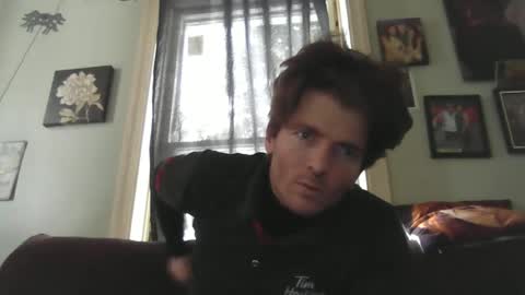 Snapshot of blowme19866 chatting on 02-11-25, 01:51 blowme19866 online show from 02-11-25, 01:51