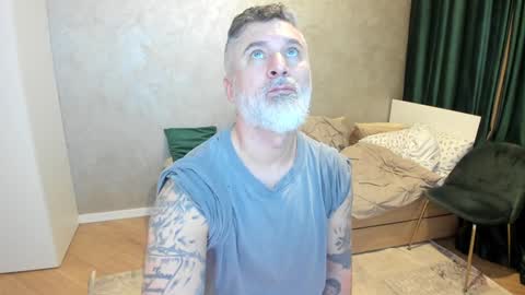 Snapshot of blowmyxxl chatting on 02-07-25, 07:17 Nico online show from 02-07-25, 07:17