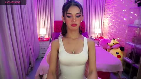 Snapshot of blue_aiveexx chatting on 12-04-24, 07:28 aivee online show from 12-04-24, 07:28