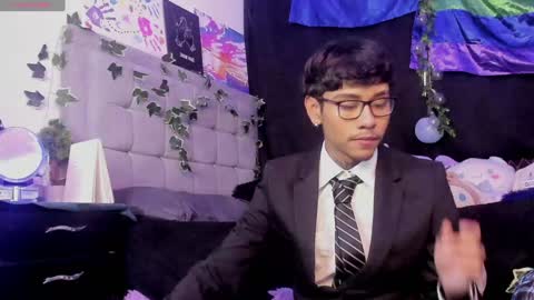 Blue online show from 01-18-25, 10:17