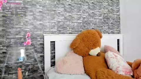 Snapshot of blue_candy28 chatting on 02-12-25, 01:41 blue candy28 online show from 02-12-25, 01:41