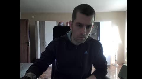 Runaway online show from 01-08-25, 01:09