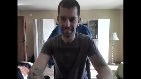 Runaway online show from 02-10-25, 09:36