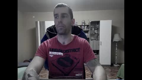 Runaway online show from 03-05-25, 08:21