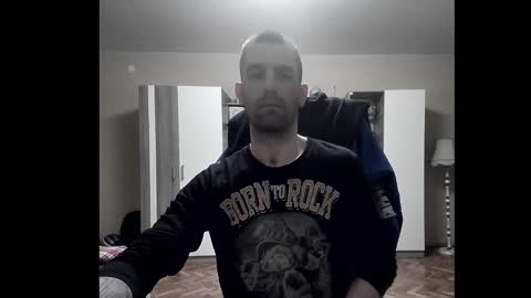 Runaway online show from 02-02-26, 08:51